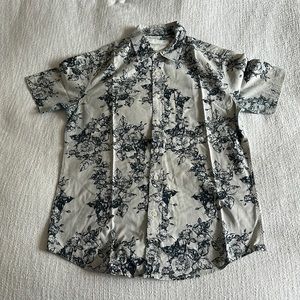 AEROPOSTALE | Flower short sleeve shirt